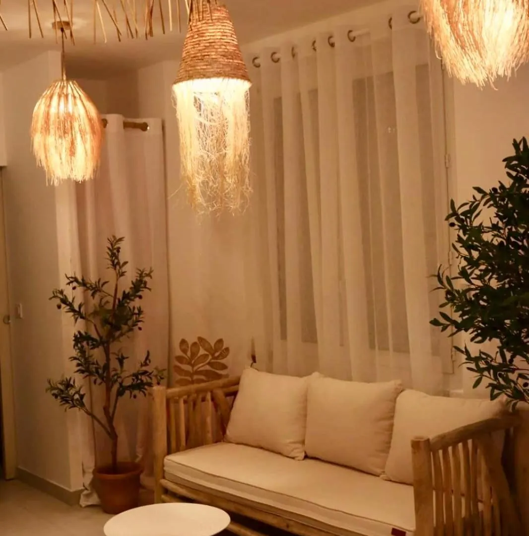 Loveroom Mykonos Avec Balneotherapie Toulon 0*,  France