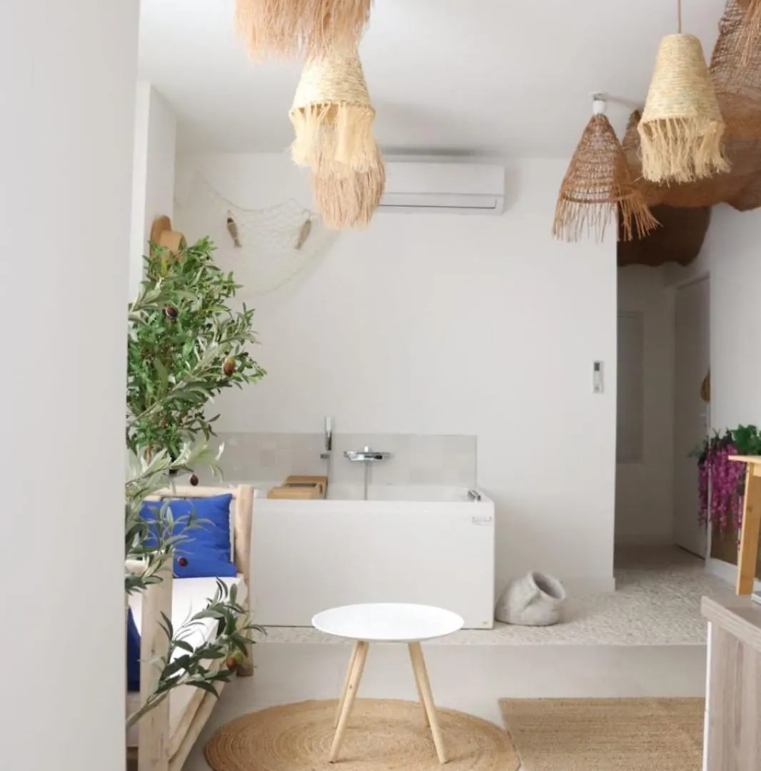 Loveroom Mykonos Avec Balneotherapie Toulon 0*,