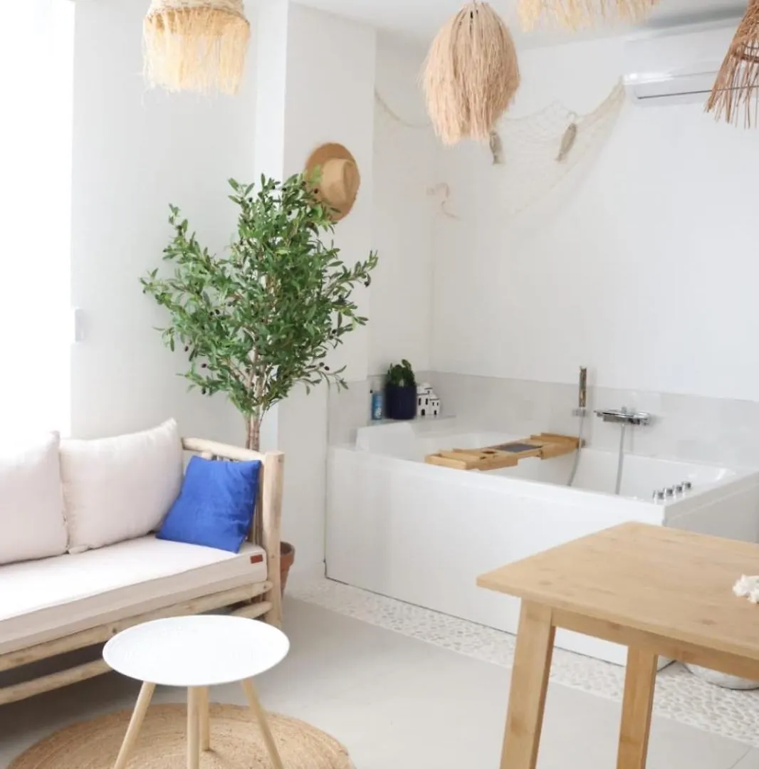 Apartment Loveroom Mykonos Avec Balneotherapie Toulon France