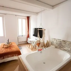 Ode A L'amour : Intimiste Appartement